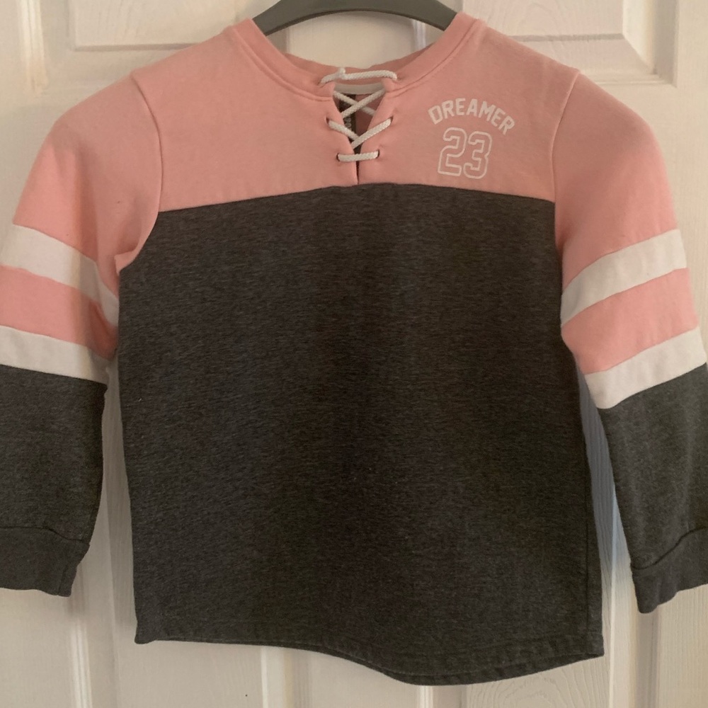 Gray and pink sweatshirt